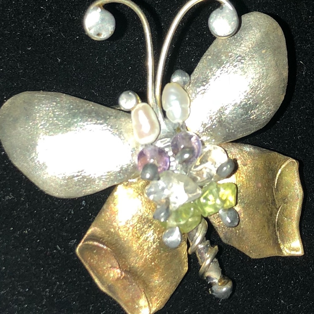 Amethyst, Peridot, & Pearl Butterfly Pin - Picture 3 of 8